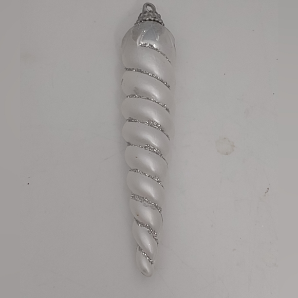 Lot Of 6 VTG Christmas Ornament Hand Painted Pearl Twist Plastic icicles Sparkle - Picture 2 of 3